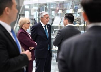 Касым-Жомарт Токаев и президент Словении посетили Международный финансовый центр Астана