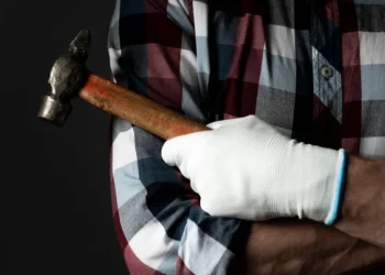 Полиция Тараза прокомментировала слухи о «маньяке с молотком»