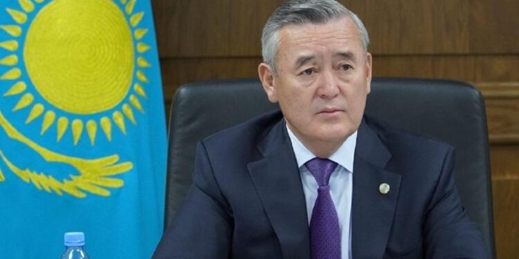 Қоқыс полигоннан жеке пайда: Экс-әкім Карасаевтың ісі сотта қаралуда