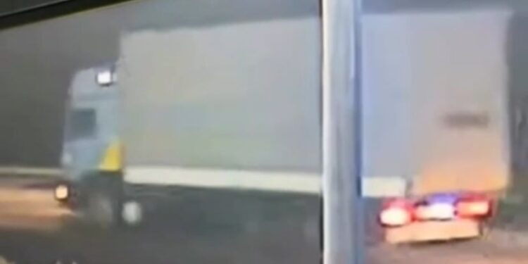 Киберполиция жылдам қимылдады: 30 млн теңгенің тауарын қайтарып берді