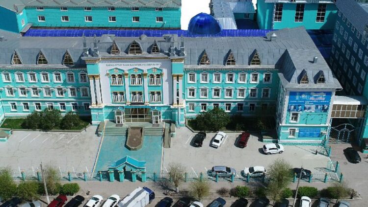 Ақтөбеде 350 студент оқудан шығарылды