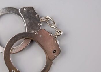 Ақтөбеде жалған емші 90 адамды алдап, 400 млн теңгеден астам несие рәсімдеген