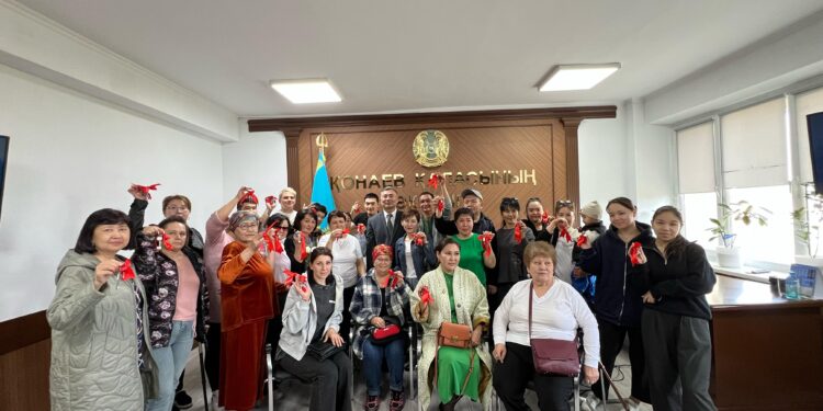 В Конаеве 28 семей из уязвимых слоев получили квартиры от государства