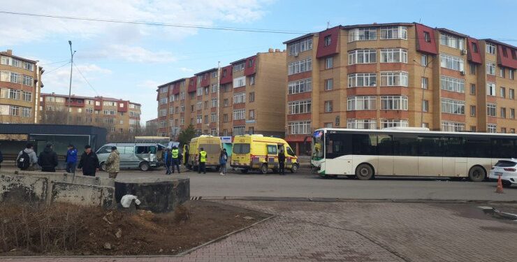 В Косшы маршрутка с детьми попала в аварию: семеро в больнице