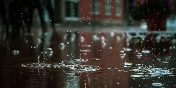 Казахстан накроют осадки и гололед 1 апреля