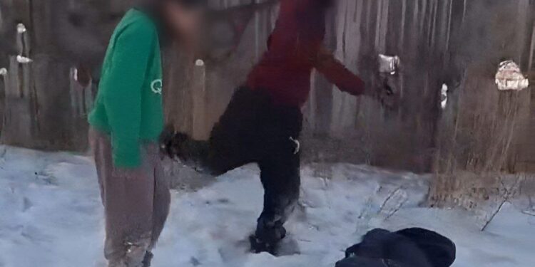 Родители ответят за жестокость детей: суд наказал взрослых за избиение школьника в Темиртау