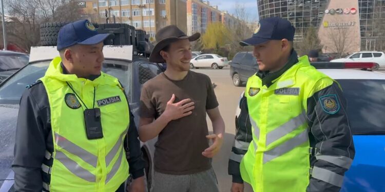 Турист из США потерялся в Уральске