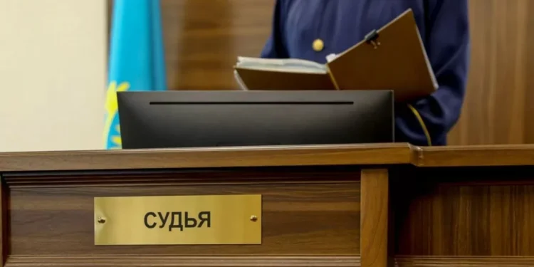 Ақтау қалалық сотының бұрынғы басшысы 9 жылға сотталды