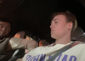 В Алматы пассажир избил таксиста за отказ разрешить курить в салоне