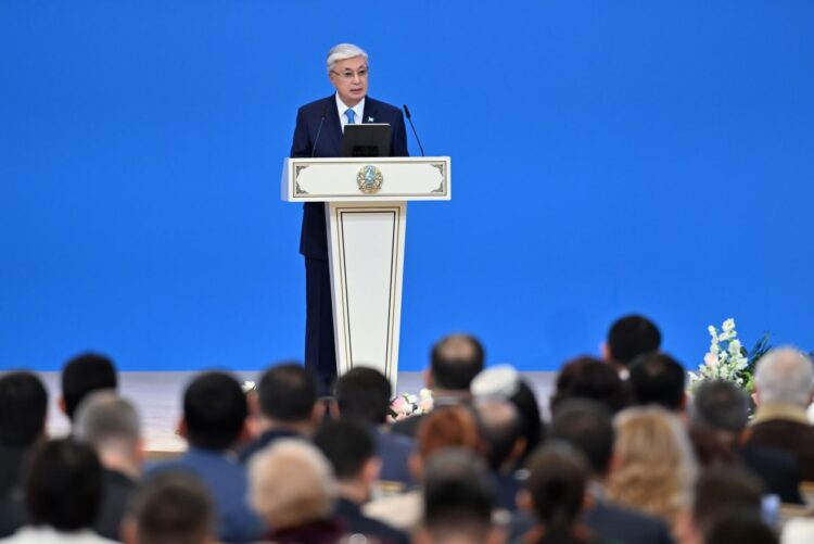 В Казахстане более 500 улиц переименованы в честь героев ВОВ