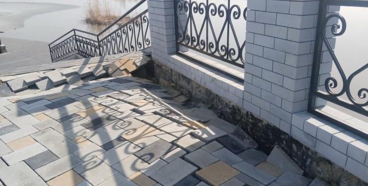 Солтүстікте 2 миллиард теңгеге салынған жағалау қыстан қалай шықты