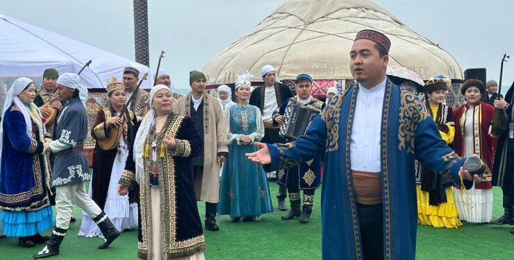 Түркі әлемінің жүрегіне айналған Ақтау: «Дархан дала» этноқалашығы ашылды
