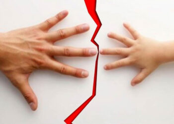 Сәбиді жаралаған: Павлодарда анасы ата-ана құқығынан айырылуы мүмкін