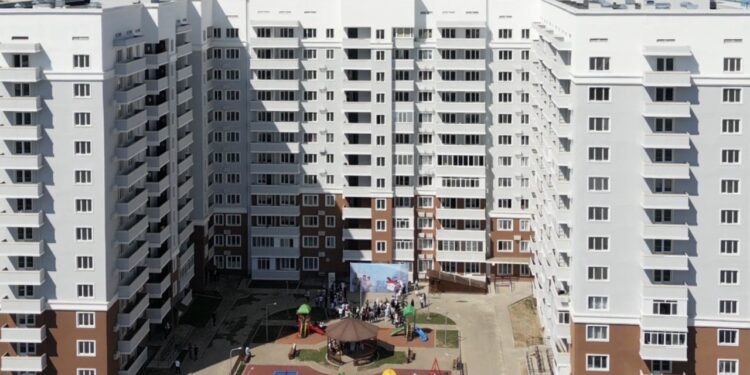 В Конаеве отремонтировали 60 дворовых площадок