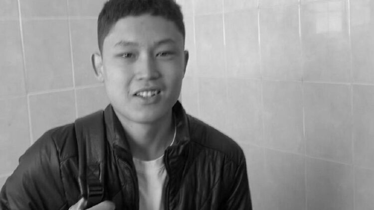 «Қару ұстадым, бірақ ешкімге қол көтермедім»: Азамат Тоқтаубаев сотта мәлімдеме жасады