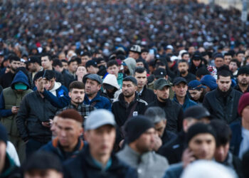 Из Казахстана выдворили 1240 иностранцев: выявлено более 10 тысяч миграционных нарушений