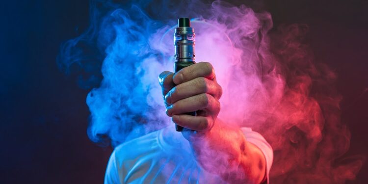 В Алматы изъяли вейпы на 1 млрд тенге: их продавали школьникам