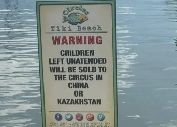 “Детей продадут в цирк в Казахстан”: надпись во Флориде вызвала возмущение казахстанцев