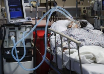 ️В Павлодаре женщина выбросила детей из окна и прыгнула сама: стало известно о состоянии пострадавших