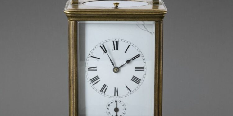 Жаңа жұмыс уақыты ұнады ма: министрлік алғашқы нәтижемен бөлісті