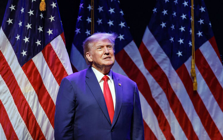 США введут 25% тариф на казахстанские товары с 1 августа — письмо Трампа