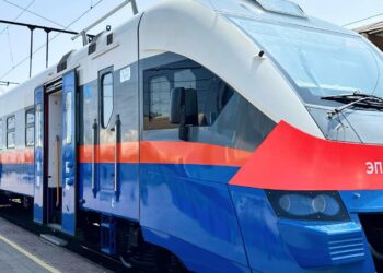Из Астаны в Бурабай за 2,5 часа: запущен новый скоростной поезд