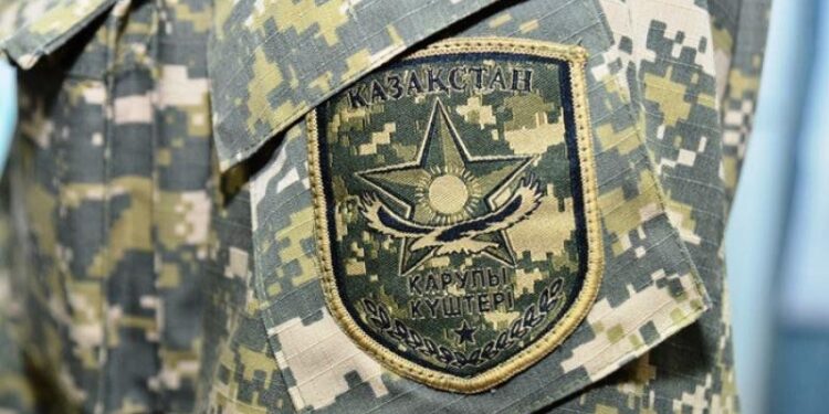 В Конаеве военнослужащим, прошедшим срочную службу, вручили благодарственные письма