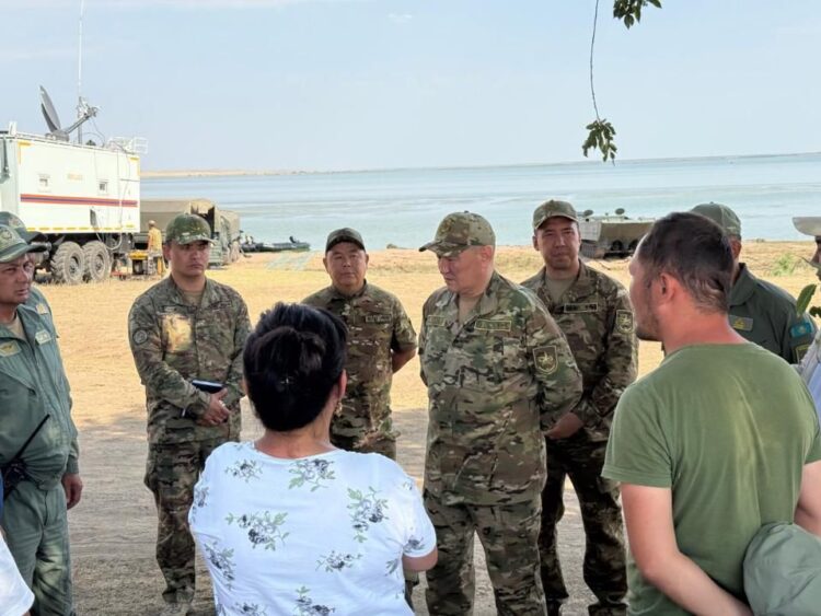 Вертолет EC-145 всё ещё не найден: министр обороны выехал на место поисков