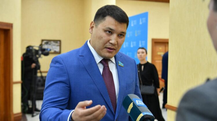 Представитель Берденова — о версии Жиембая: «Стыдно по-человечески»