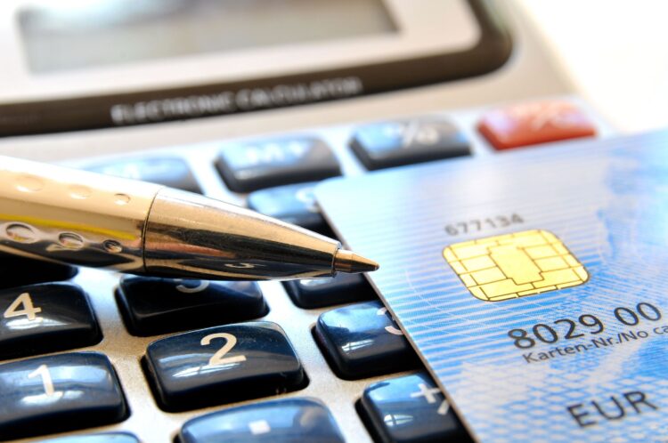 Қазақстандықтардың банк шоттарын салық органдары тексере алады