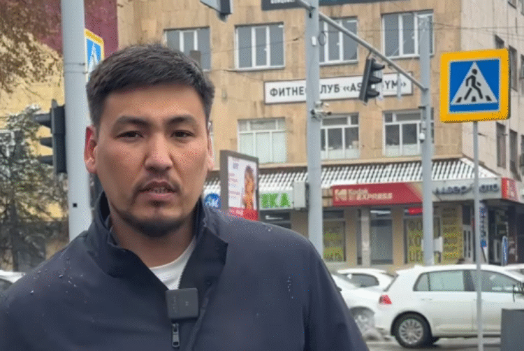 Алматыда блогер Ілияс Сәриевке 26 алаяқтық эпизод бойынша айып тағылды