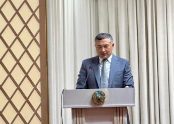 В Конаеве стихийный рынок превратят в сквер