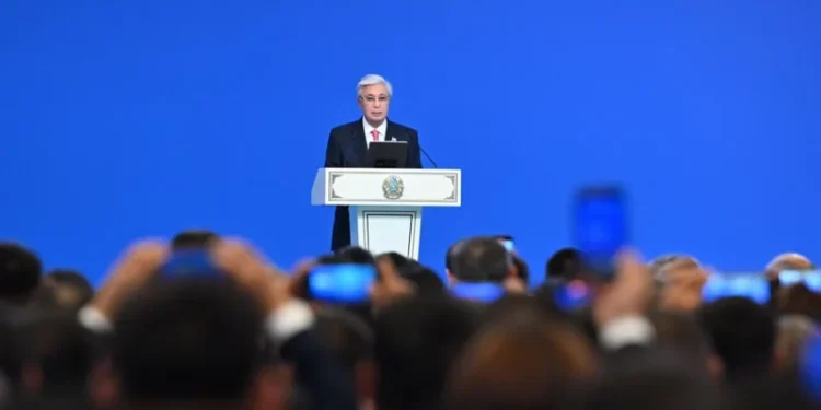 Токаев: в школах недопустимы проявления буллинга и агрессии