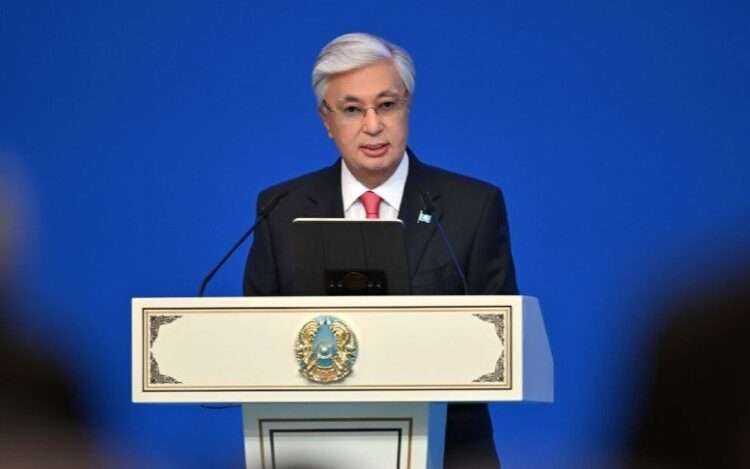 Тоқаев: Мұғалімдерді оқушылардың қателігі үшін жазалауға болмайды