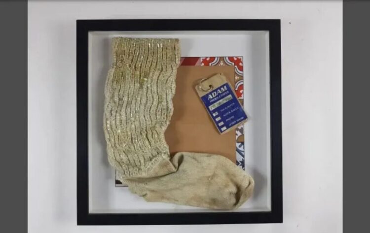 Носок Майкла Джексона продали за $8 822