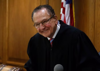 «Ең мейірімді судья» қайтыс болды