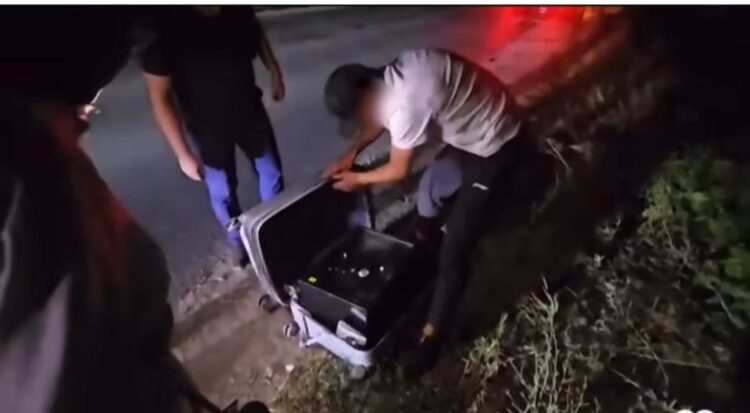 В Алматы задержали мужчину, вынесшего сейф с крупной суммой денег в чемодане