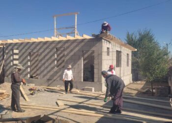 Акимат Енбекшиказахского района привлёк спонсора для строительства дома семье Шерзата Полата