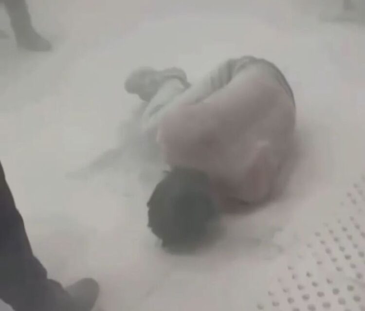 Алматы әуежайында ер адам өзін өртемек болды