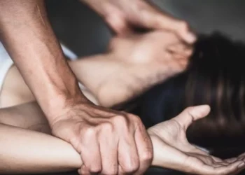 В Уральске разыскивают мужчину, совершившего насилие над подростком