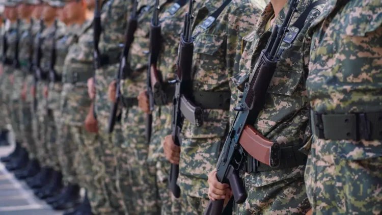 Семеро солдат в Мангистауской области оказались в психлечебнице после попыток суицида