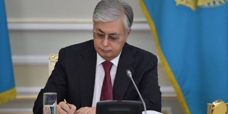 Тоқаев Ақордада жаңа кадрлық тағайындаулар жасады: Сапиев пен Жамсатов қызметке келді