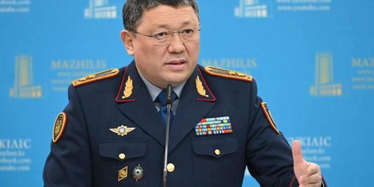 «Должен защищать закон, а стал предателем»: Саденов о скандале в полиции