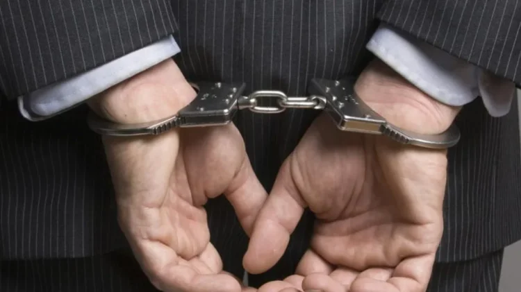 «Высокие чиновники — под следствием: двух замакимов поймали с наркотиками»