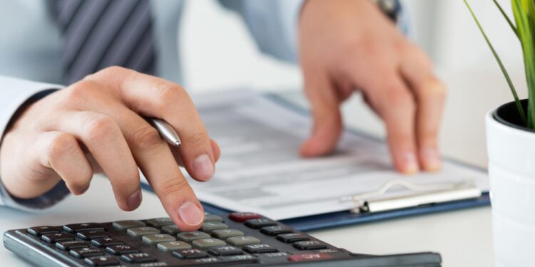 Кәсіпкерлерге арнайы салықтық режимге қалай көшуге болады: КГД түсіндірді