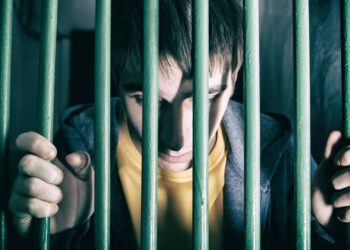 Пожизненный срок студенту за преступления против детей в Семее