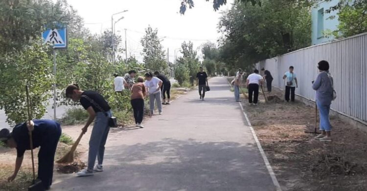 В городе Конаев в рамках республиканской программы «Таза Қазақстан» был организован субботник
