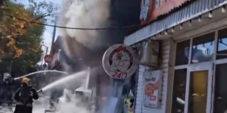 Алматының орталығында кафе өртенді — зардап шеккендер жоқ