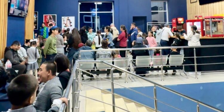 Более 100 жителей Конаева бесплатно посетили киносеанс