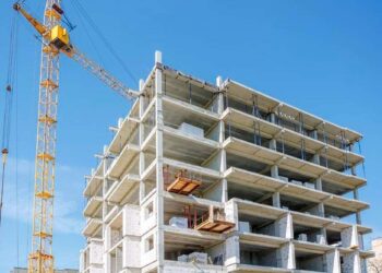 Астанада «Дорстройтрест» ЖШС басшысы бюджет қаржысын жымқырғаны үшін 7 жылға сотталды